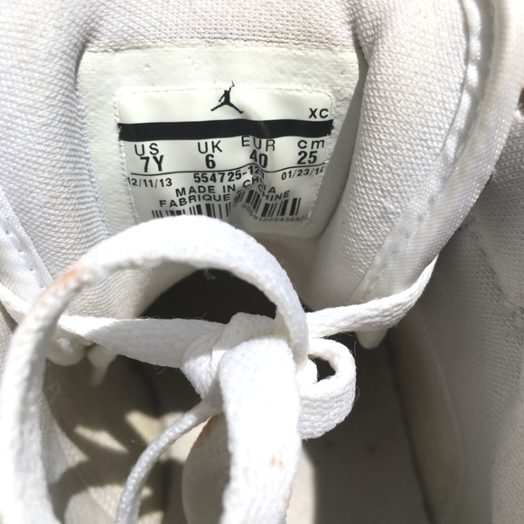 🎉HOST PICK🎉Air Jordan 1 Mid Pure White Size 7Y - Picture 7 of 10